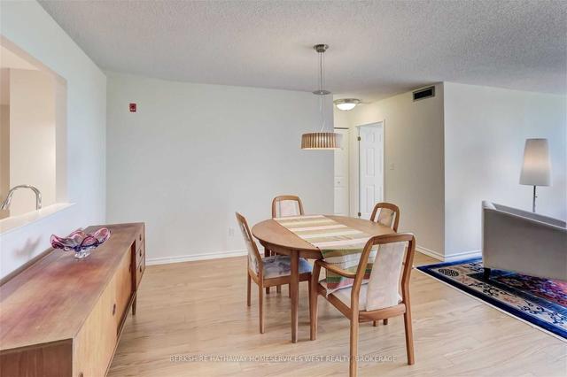 438 - 22 Southport St, Condo with 2 bedrooms, 2 bathrooms and 1 parking in Toronto ON | Image 18