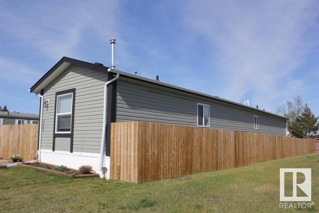 5009 55 St, House other with 3 bedrooms, 2 bathrooms and null parking in Elk Point AB | Image 28