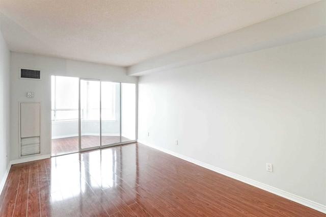 1213 - 135 Hillcrest Ave, Condo with 2 bedrooms, 2 bathrooms and 1 parking in Mississauga ON | Image 28