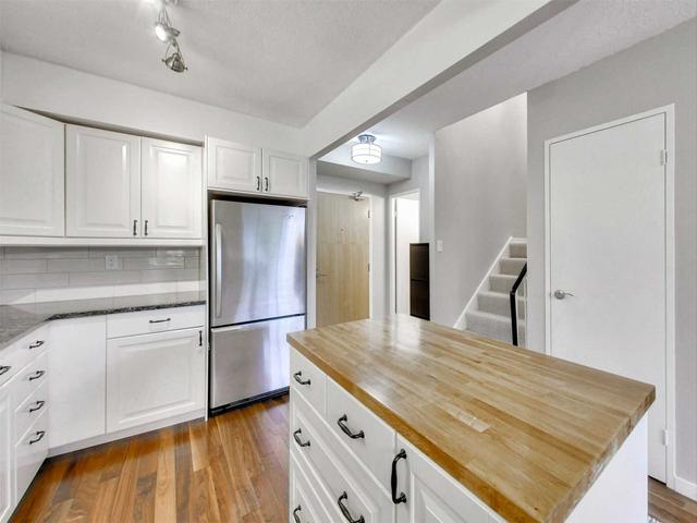205 - 60 Southport St, Condo with 2 bedrooms, 2 bathrooms and 1 parking in Toronto ON | Image 7