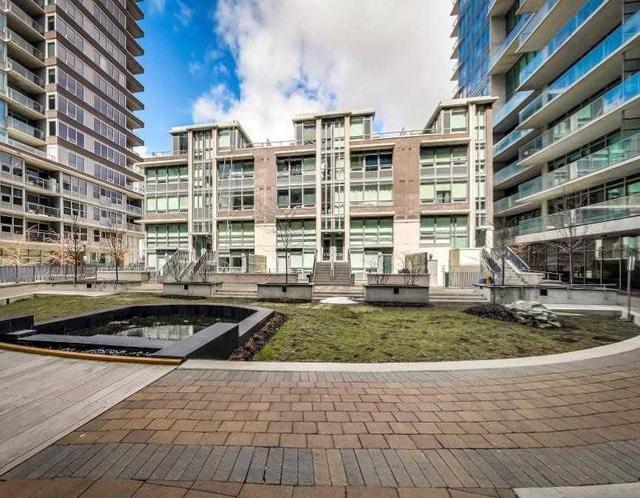 Th19 - 57 East Liberty St, Townhouse with 2 bedrooms, 2 bathrooms and 1 parking in Toronto ON | Image 2