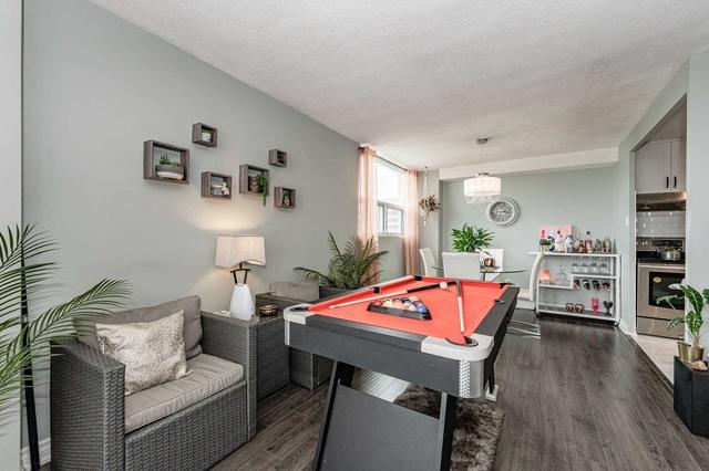 ph1 - 2345 Confederation Pkwy, Condo with 3 bedrooms, 2 bathrooms and 1 parking in Mississauga ON | Image 2