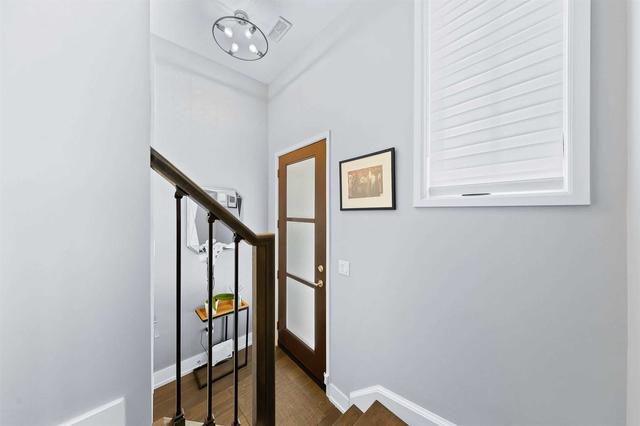 th2 - 379 Madison Ave, Townhouse with 3 bedrooms, 3 bathrooms and 2 parking in Toronto ON | Image 12