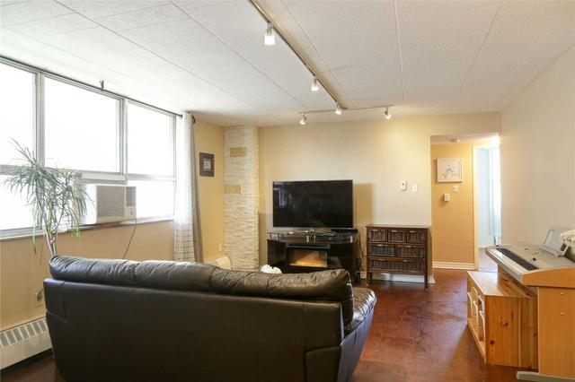 310 - 3625 Lake Shore Blvd, Condo with 2 bedrooms, 1 bathrooms and 1 parking in Toronto ON | Image 19