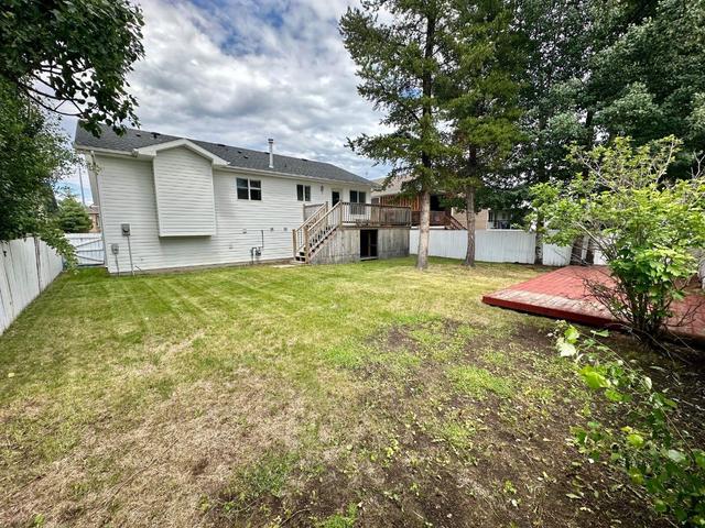 37 Park Circle, House detached with 6 bedrooms, 3 bathrooms and 4 parking in Whitecourt AB | Image 26