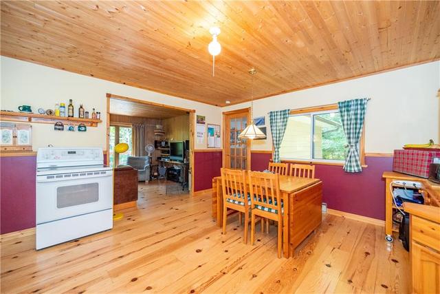 2255 Calabogie Road, House detached with 3 bedrooms, 1 bathrooms and 6 parking in Greater Madawaska ON | Image 15