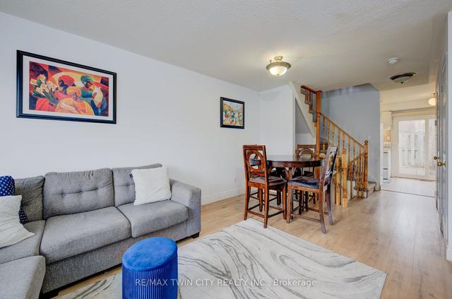 35 - 224 Rosemount Ave, Townhouse with 3 bedrooms, 4 bathrooms and 1 parking in Toronto ON | Image 18