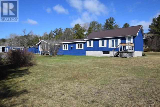 4407 Highway 17, House detached with 4 bedrooms, 2 bathrooms and null parking in The North Shore ON | Image 3