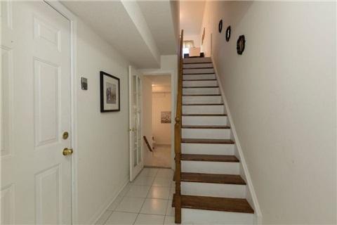 05 - 4950 Rathkeale Rd, Townhouse with 3 bedrooms, 2 bathrooms and 2 parking in Mississauga ON | Image 2