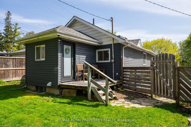 17 Poplar Tr, House detached with 2 bedrooms, 1 bathrooms and 2 parking in Puslinch ON | Image 20