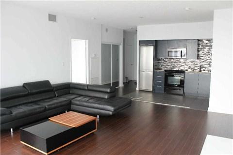 3711 - 25 Capreol Crt, Condo with 3 bedrooms, 2 bathrooms and 1 parking in Toronto ON | Image 12