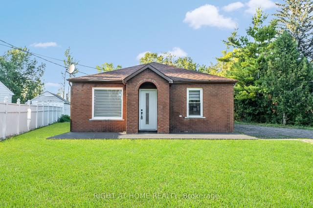 364 Bridge St W, House detached with 4 bedrooms, 2 bathrooms and 4 parking in Belleville ON | Image 1