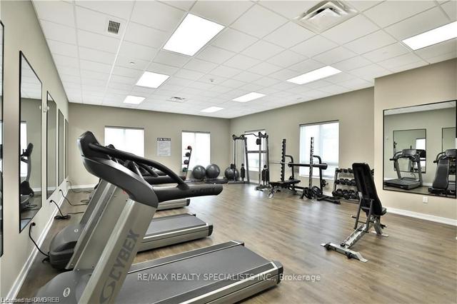 705 - 2486 Old Bronte Rd, Condo with 1 bedrooms, 1 bathrooms and 1 parking in Oakville ON | Image 2