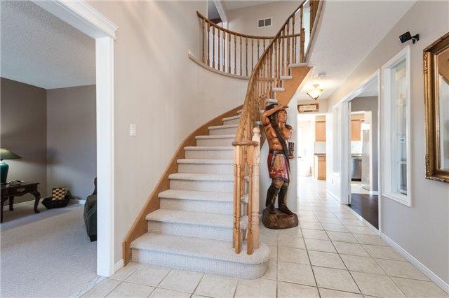 837 Corbetts Rd, House detached with 4 bedrooms, 4 bathrooms and 6 parking in Oshawa ON | Image 9
