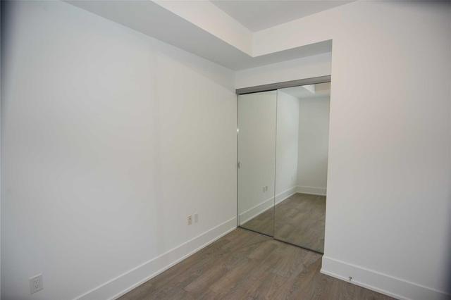 5502 - 10 York St, Condo with 2 bedrooms, 2 bathrooms and 1 parking in Toronto ON | Image 13