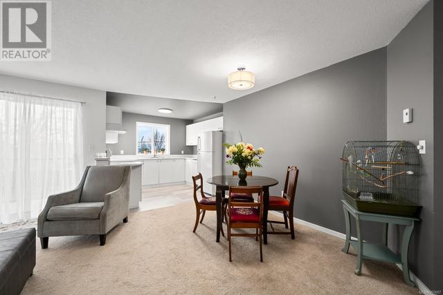 203 - 1050 Braidwood Rd, Condo with 3 bedrooms, 2 bathrooms and 36 parking in Courtenay BC | Image 6