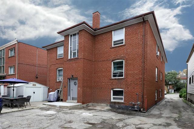 12 Victoria St, House detached with 6 bedrooms, 6 bathrooms and 8 parking in Toronto ON | Image 20