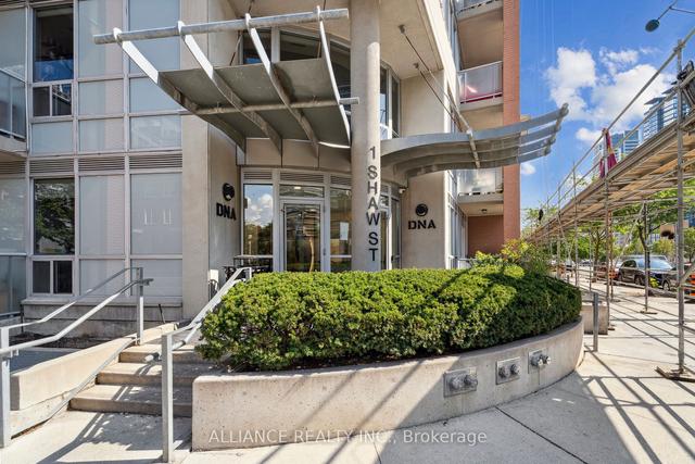 927 - 1 Shaw St, Condo with 1 bedrooms, 2 bathrooms and 1 parking in Toronto ON | Image 23