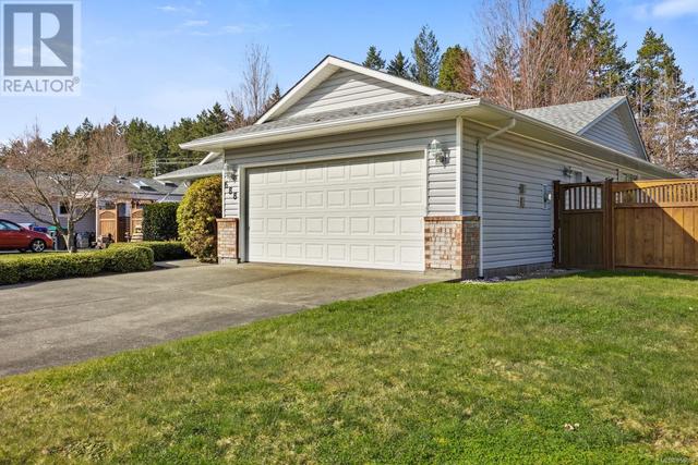 688 Woodland Dr, House detached with 2 bedrooms, 2 bathrooms and 2 parking in Comox BC | Image 44