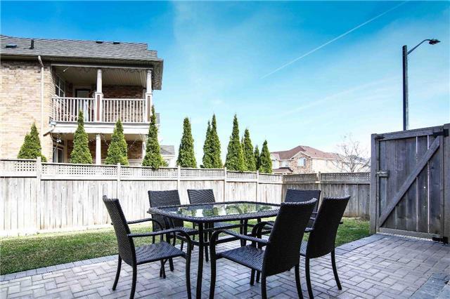 3909 Mayla Dr, House detached with 4 bedrooms, 4 bathrooms and 4 parking in Mississauga ON | Image 20