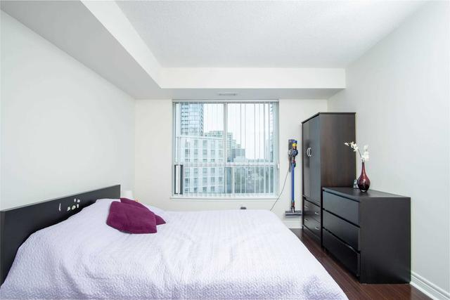 719 - 233 Beecroft Rd, Condo with 2 bedrooms, 1 bathrooms and 1 parking in Toronto ON | Image 16