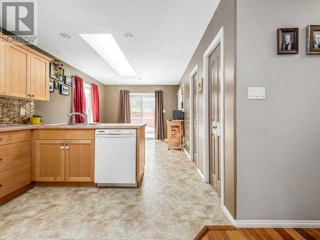 608 - 52 Avenueclose, House detached with 4 bedrooms, 3 bathrooms and 4 parking in Coalhurst AB | Image 14