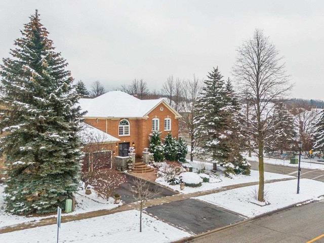 845 Lockwood Circ, House detached with 4 bedrooms, 4 bathrooms and 6 parking in Newmarket ON | Image 33