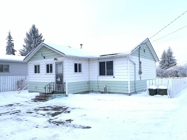 5003 50 Av, House detached with 2 bedrooms, 1 bathrooms and null parking in Thorhild County AB | Image 38