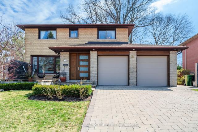 31 Woodthrush Crt, House detached with 4 bedrooms, 4 bathrooms and 6 parking in Toronto ON | Image 1
