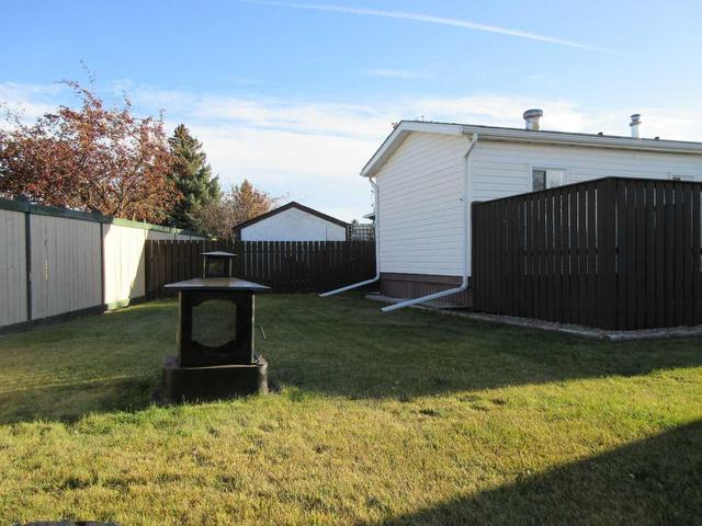 79 - 2248 Southview Drive, Home with 2 bedrooms, 1 bathrooms and 2 parking in Medicine Hat AB | Image 32