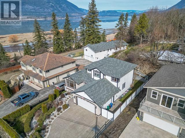 1571 20 Avenue Ne, House detached with 5 bedrooms, 3 bathrooms and 2 parking in Salmon Arm BC | Image 69