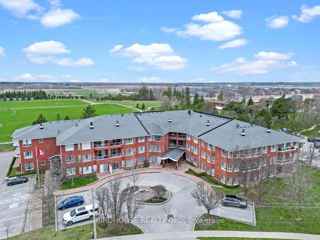 311 - 3 Heritage Way, Condo with 2 bedrooms, 2 bathrooms and 1 parking in Kawartha Lakes ON | Image 1