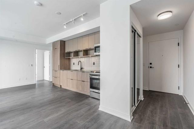 s708 - 180 Mill St, Condo with 3 bedrooms, 2 bathrooms and 1 parking in Toronto ON | Image 10