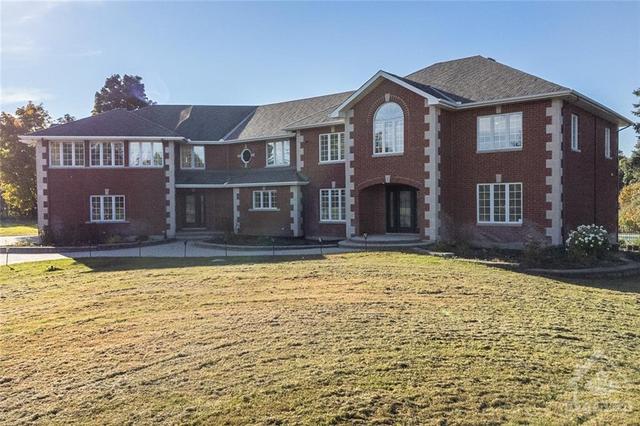141 Kerry Hill Crescent, House detached with 6 bedrooms, 6 bathrooms and 20 parking in Ottawa ON | Image 1