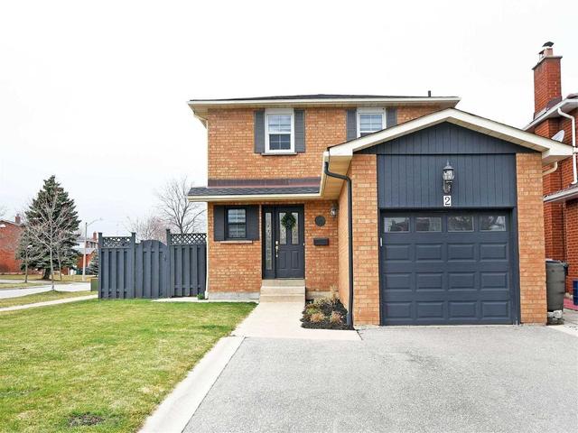 2 Cashel St, House detached with 3 bedrooms, 3 bathrooms and 5 parking in Brampton ON | Image 1