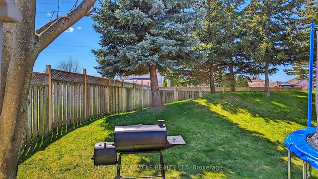 447 Colt St, House attached with 3 bedrooms, 3 bathrooms and 2 parking in Waterloo ON | Image 32