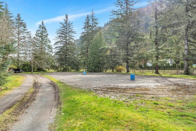 44455 Vedder Mountain Road, House detached with 2 bedrooms, 2 bathrooms and null parking in Chilliwack BC | Image 29