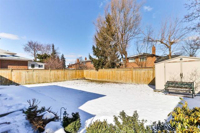 3647 Broomhill Cres, House detached with 3 bedrooms, 3 bathrooms and 4 parking in Mississauga ON | Image 35