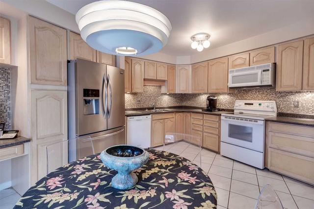 50 Quail Valley Dr, Condo with 3 bedrooms, 3 bathrooms and 4 parking in Markham ON | Image 16