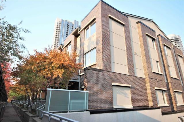 th 76 - 315 Village Green Sq, Townhouse with 4 bedrooms, 3 bathrooms and 2 parking in Toronto ON | Image 12