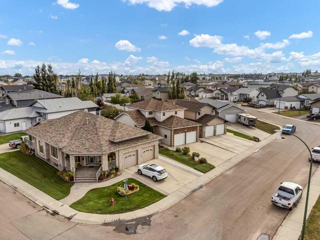 84 Sunset Crescent Sw, House detached with 4 bedrooms, 3 bathrooms and 2 parking in Medicine Hat AB | Image 4