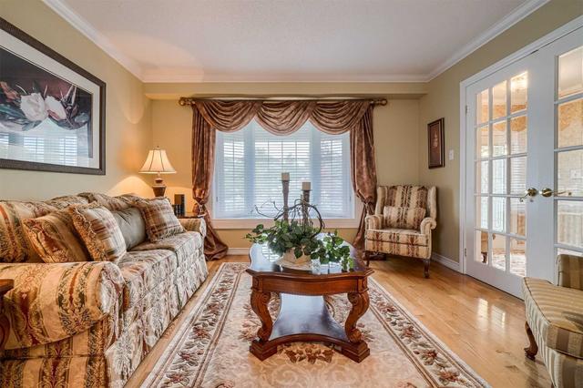 99 Guildwood Dr, House detached with 4 bedrooms, 4 bathrooms and 6 parking in Clarington ON | Image 5