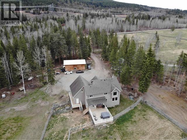 1551 View Drive, House detached with 4 bedrooms, 4 bathrooms and null parking in Cariboo A BC | Image 3