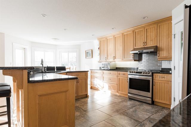 176 Lindstrom Crescent, House detached with 4 bedrooms, 3 bathrooms and 6 parking in Wood Buffalo AB | Image 13