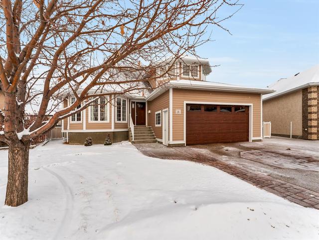 11 Sundance Court Sw, House detached with 5 bedrooms, 3 bathrooms and 6 parking in Medicine Hat AB | Image 2