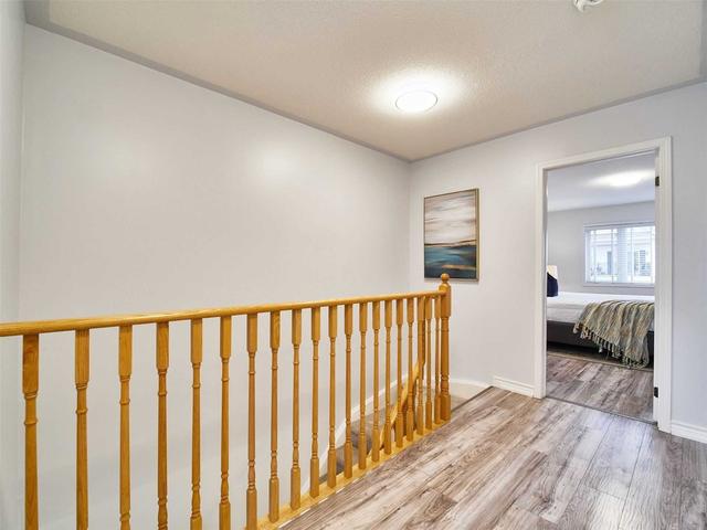 67 Connell Lane, House attached with 3 bedrooms, 3 bathrooms and 2 parking in Clarington ON | Image 6