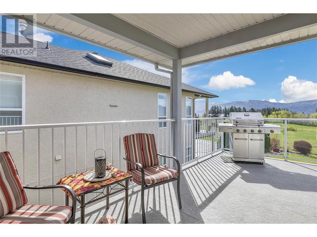 2577 Bridlehill Court, House detached with 4 bedrooms, 3 bathrooms and 4 parking in West Kelowna BC | Image 11