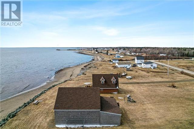 40 Robichaud Rd, House detached with 2 bedrooms, 1 bathrooms and null parking in Carleton NB | Image 9