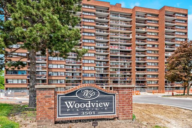 404 - 3501 Glen Erin Dr, Condo with 2 bedrooms, 1 bathrooms and 1 parking in Mississauga ON | Image 1