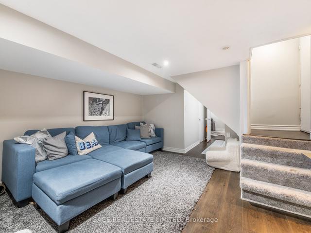 396 Victoria Park Ave, House semidetached with 3 bedrooms, 2 bathrooms and 1 parking in Toronto ON | Image 15
